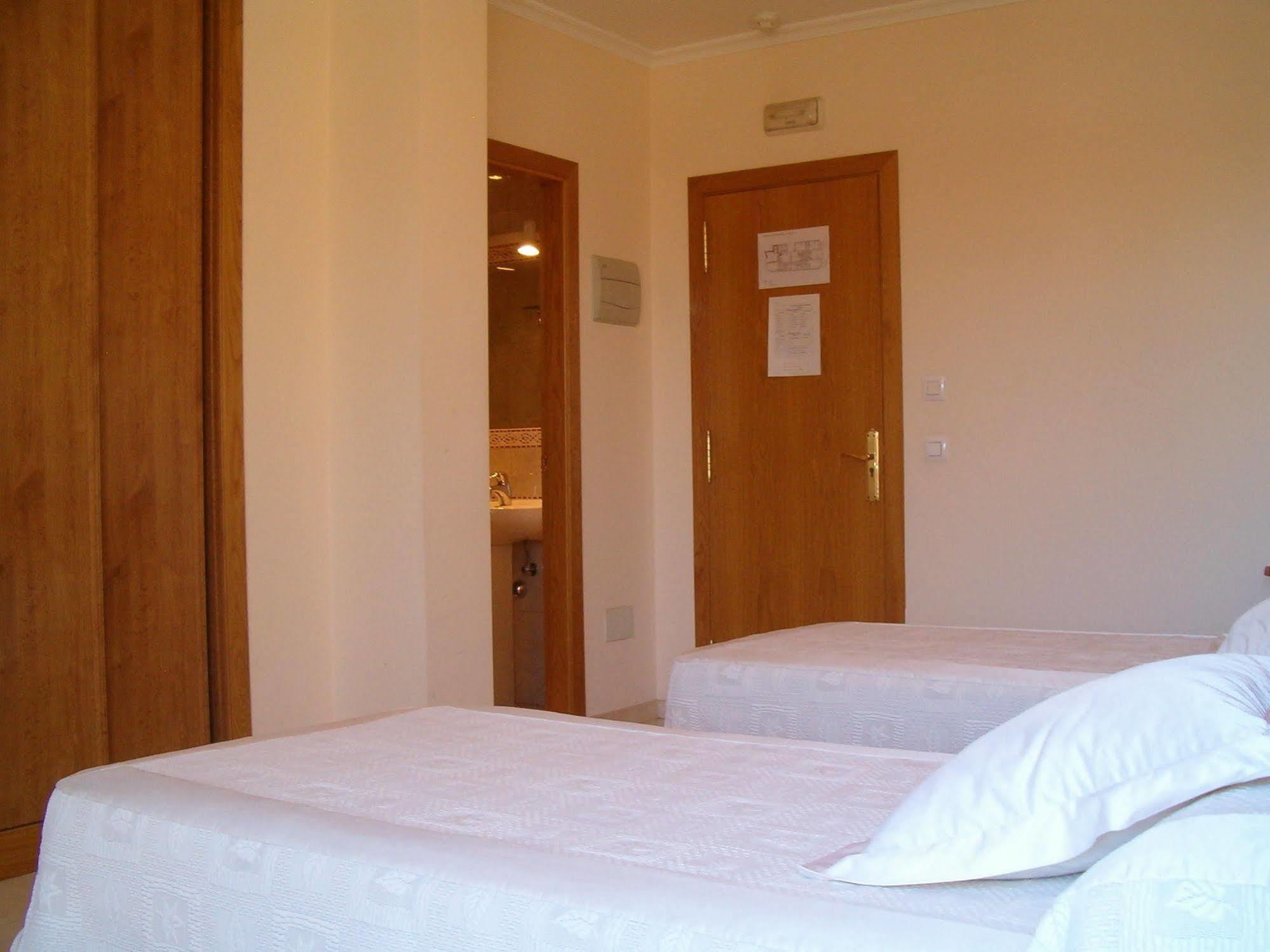 Hotel O Lagar Камбадос Екстериор снимка