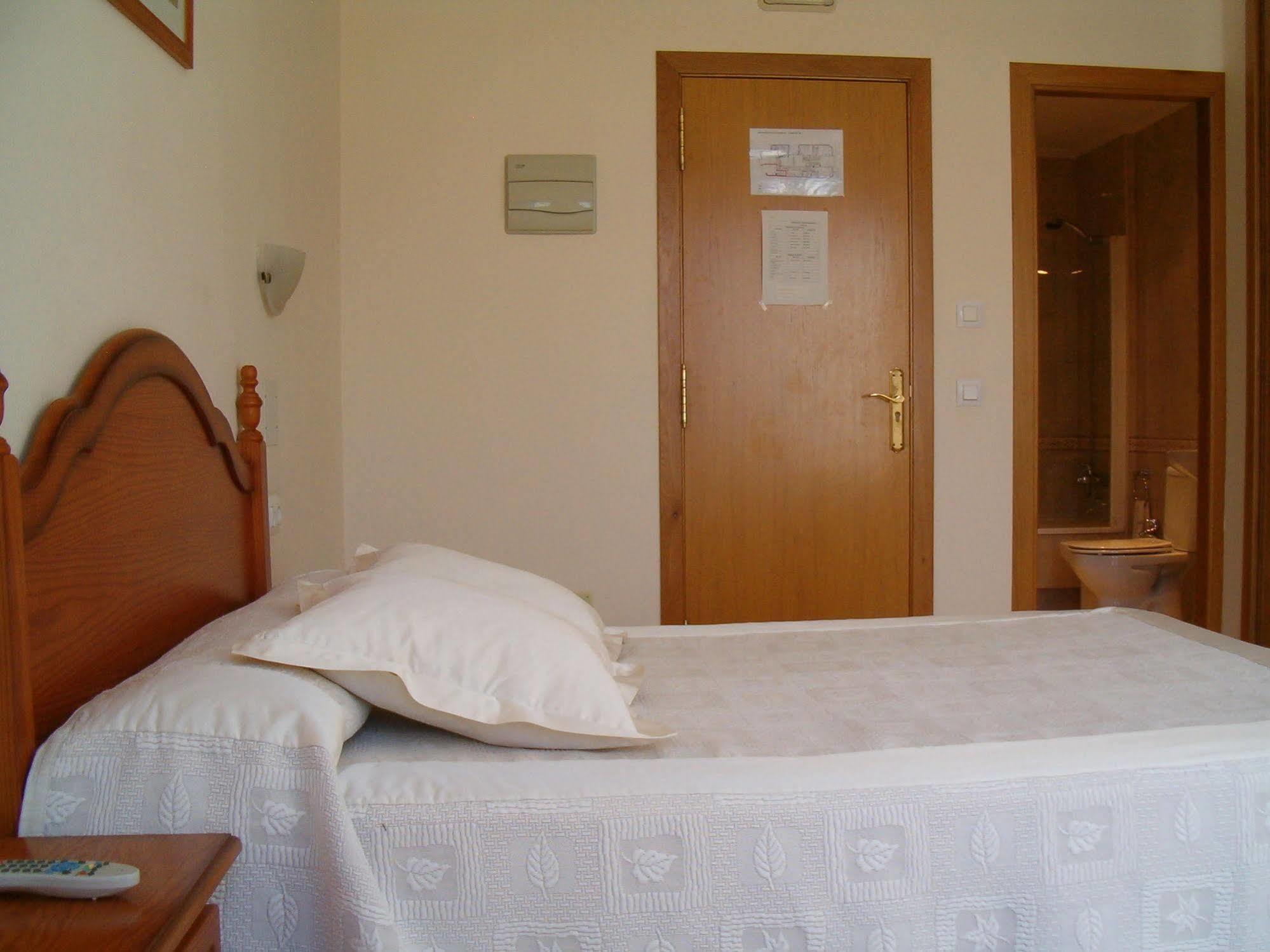 Hotel O Lagar Камбадос Екстериор снимка